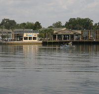 The Port Hotel and Marina - Accommodation Rooms