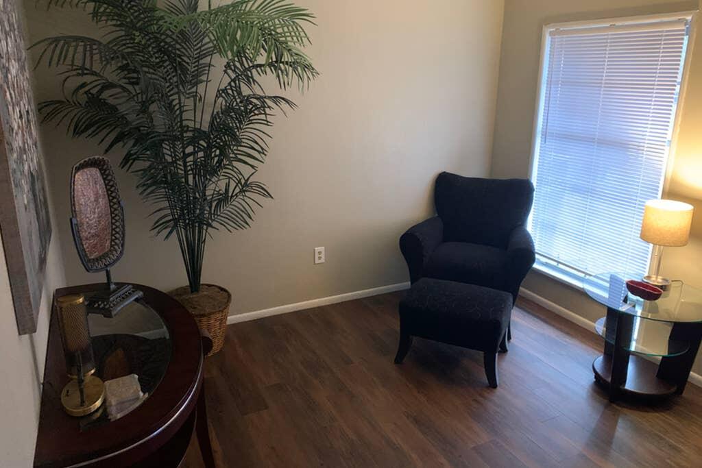 The Retreat - Executive Or Vacation Rental Home - thumb 0