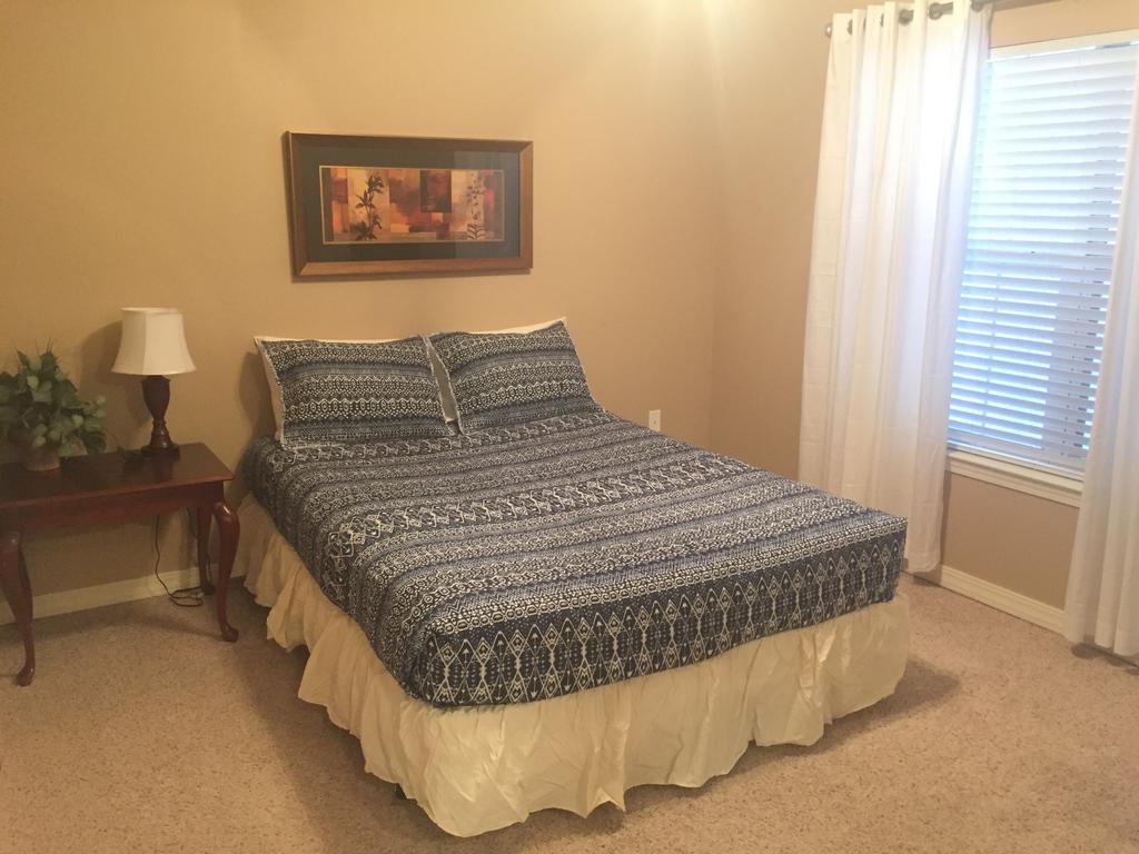 Tina Condo B-3 - thumb 1