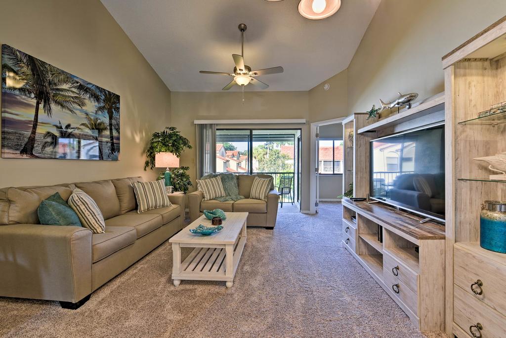 Titusville Condo With Comm Pool And Screened Patio - thumb 3