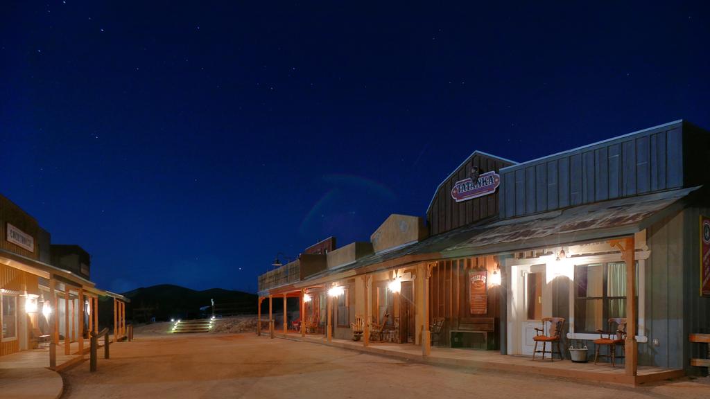 Tombstone Monument Guest Ranch - thumb 1