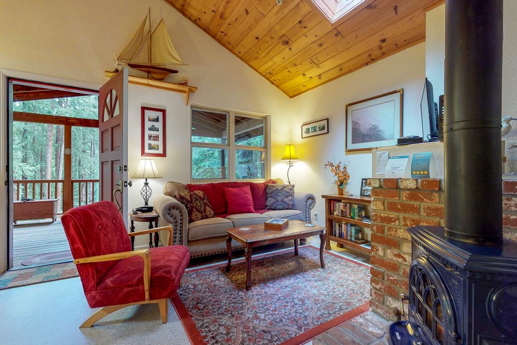 Tree Top View Cabin - thumb 0