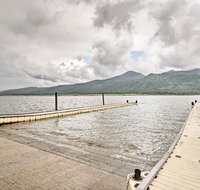 Updated Calm A-Frame Cabin with Lake Cascade Views - Accommodation Rooms