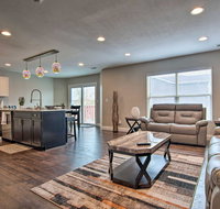 Updated Spacious Home - 8 Mi to Dtwn Denver - Accommodation Rooms