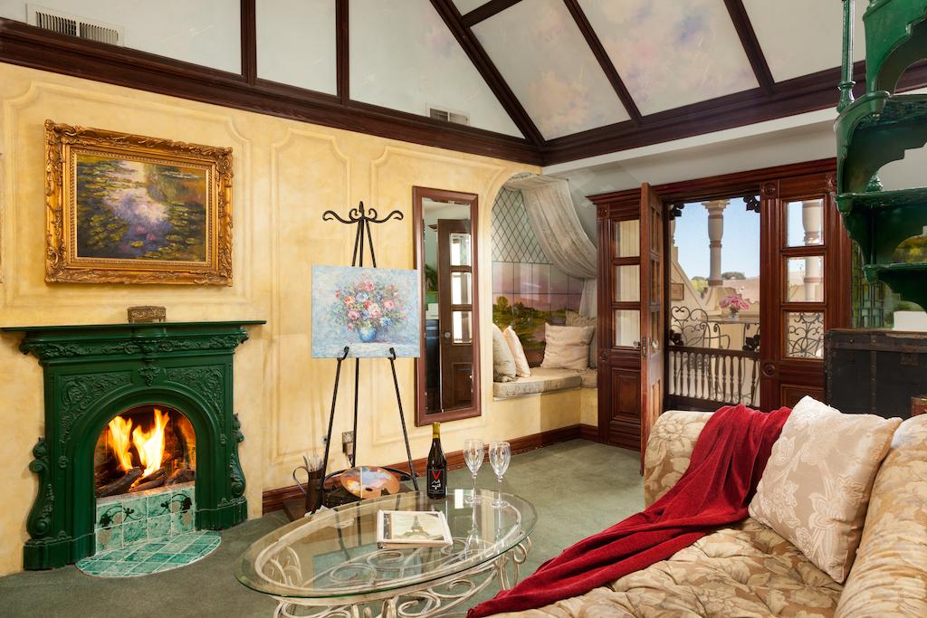 Victorian Mansion At Los Alamos - thumb 1
