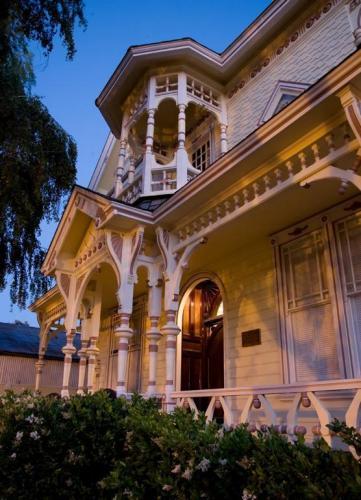 Victorian Mansion At Los Alamos - thumb 3