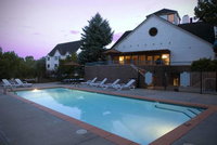 Warm Getaway In Denver Tech Center Accommodation Rooms