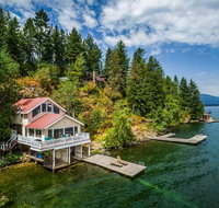 Waterfront Cabin on Bottle Bay Road - Accommodation Rooms