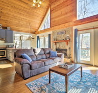 Waterfront Cabin on Lake Sinclair with Private Dock! - Accommodation Rooms