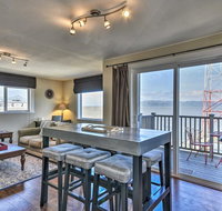 Waterfront Condo on Pier in Downtown Astoria - Accommodation Rooms