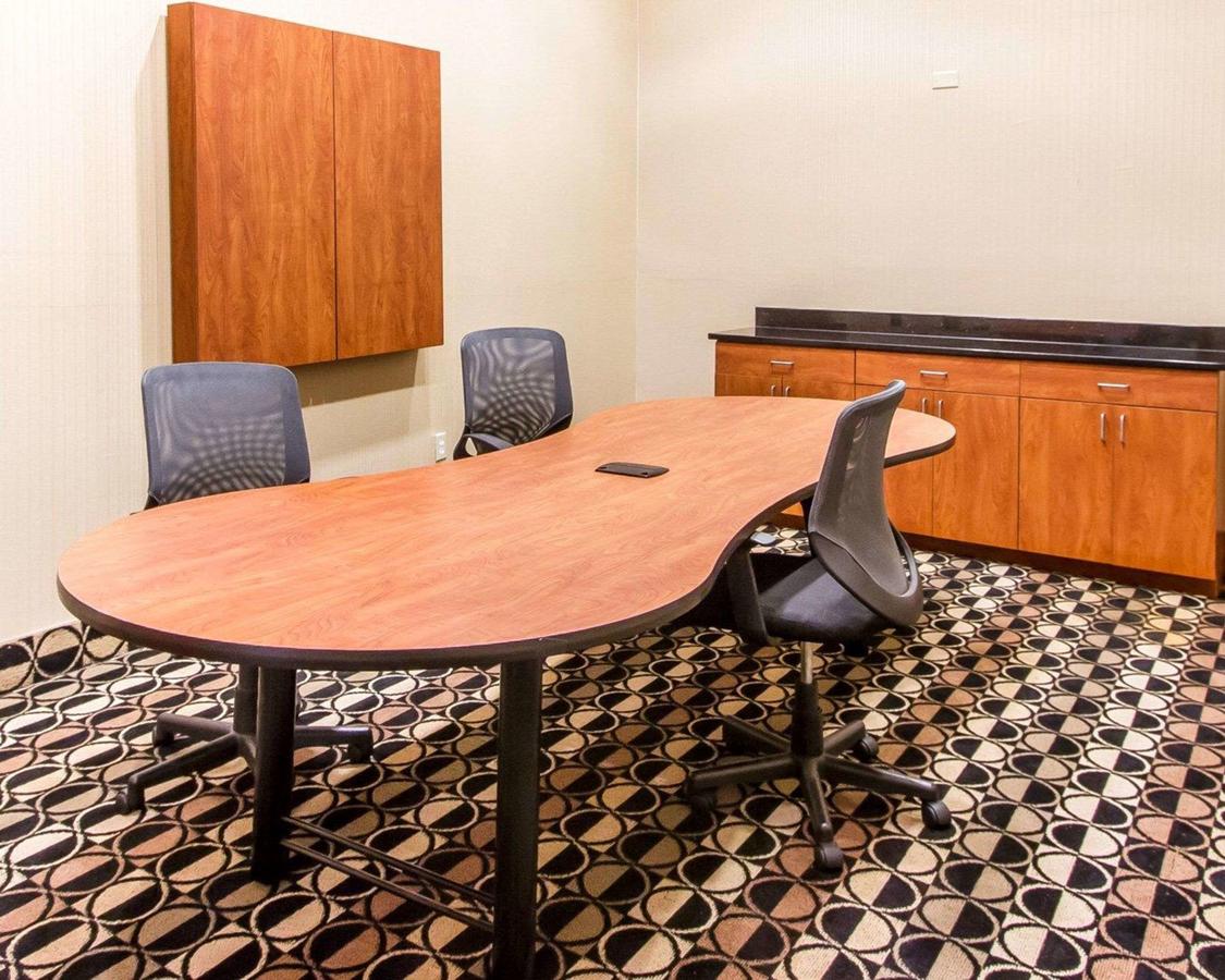 Quality Inn & Suites Greenville I-65 - thumb 16