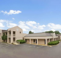 Days Inn by Wyndham Alexander City - Accommodation Rooms