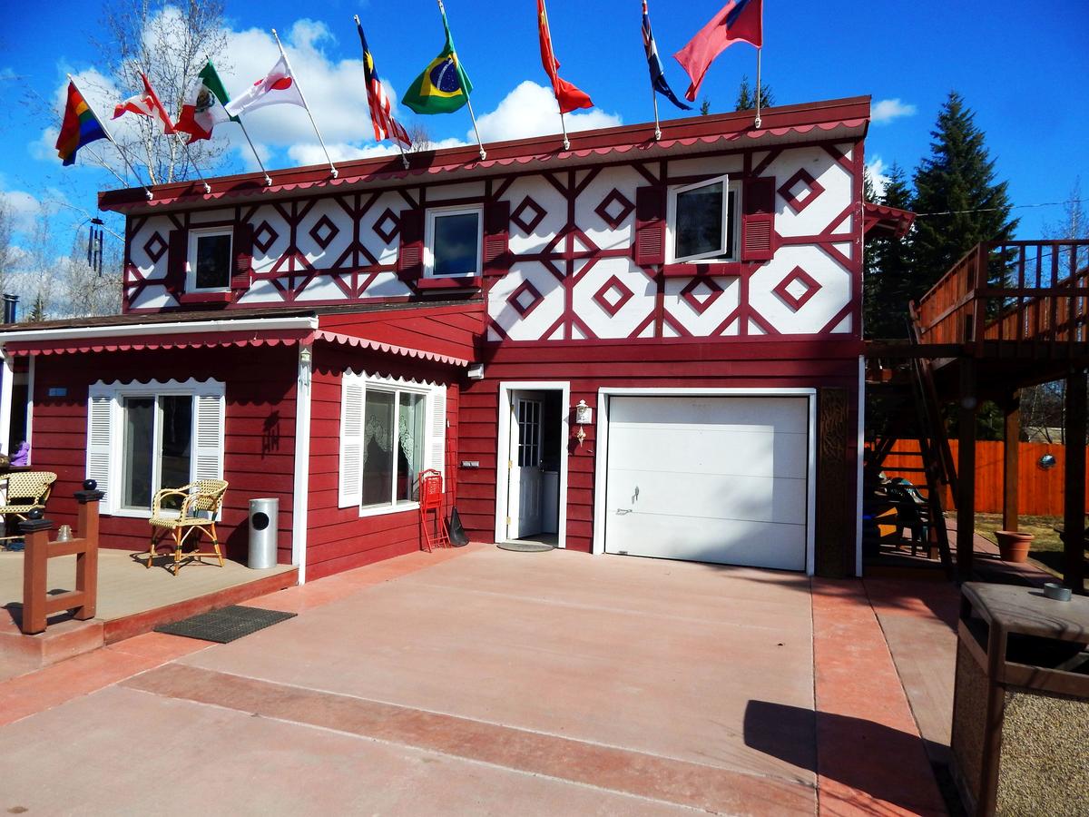 Billie's Backpackers Hostel - thumb 29