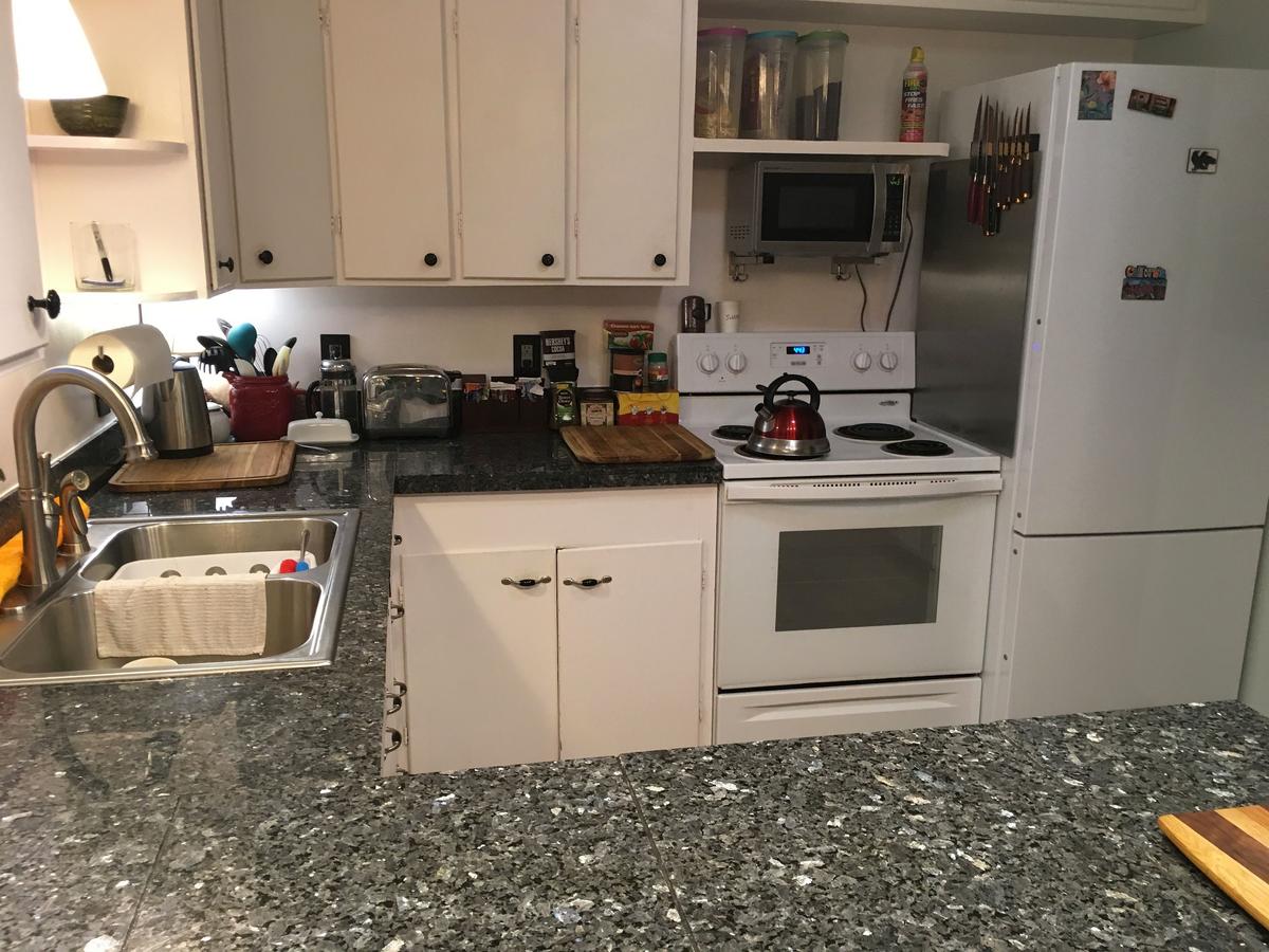 Billie's Backpackers Hostel - thumb 7