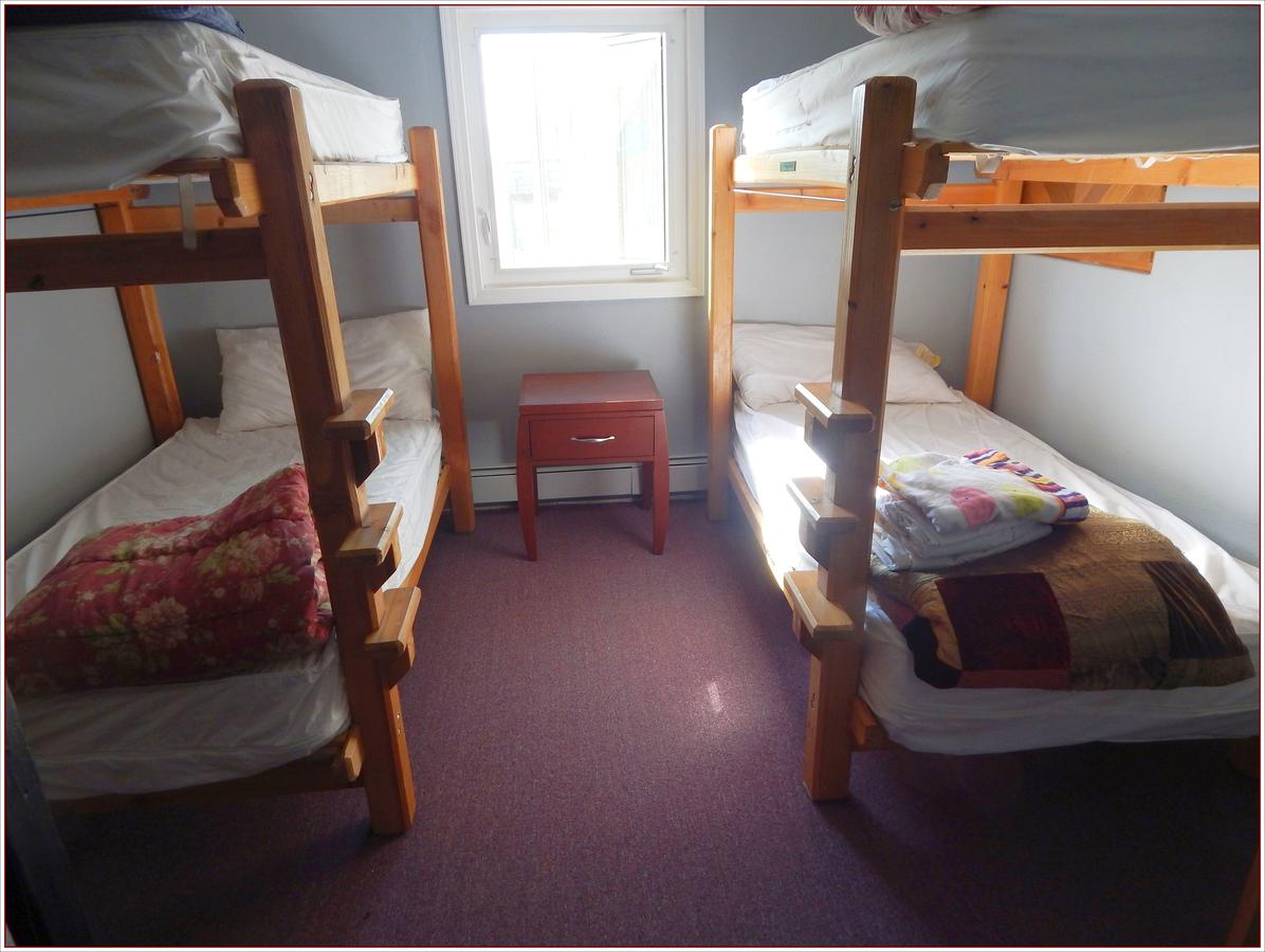 Billie's Backpackers Hostel - thumb 36