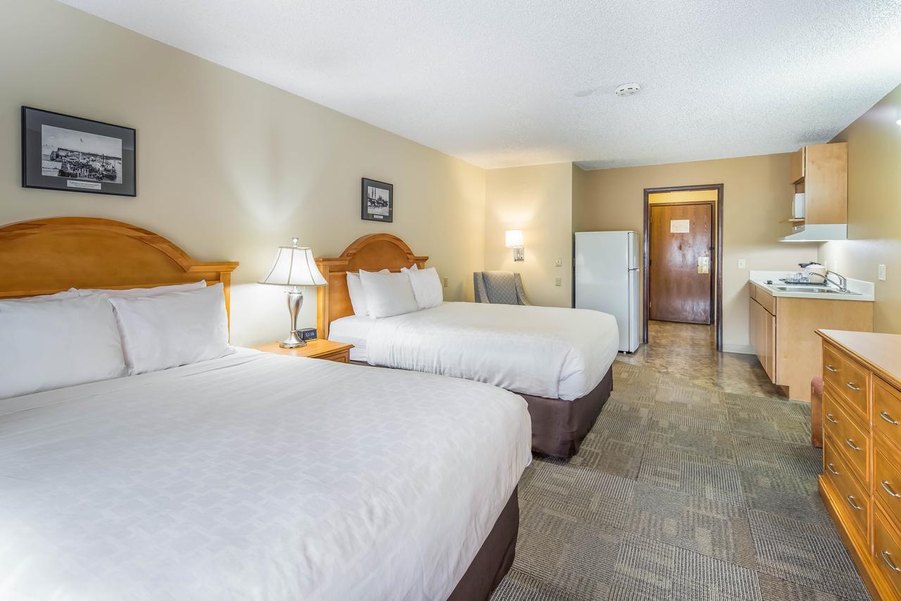 Clarion Hotel & Suites - thumb 29