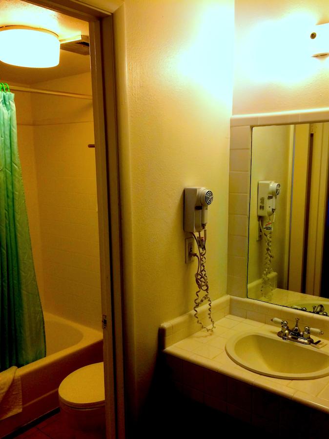 Windsor Inn - thumb 32