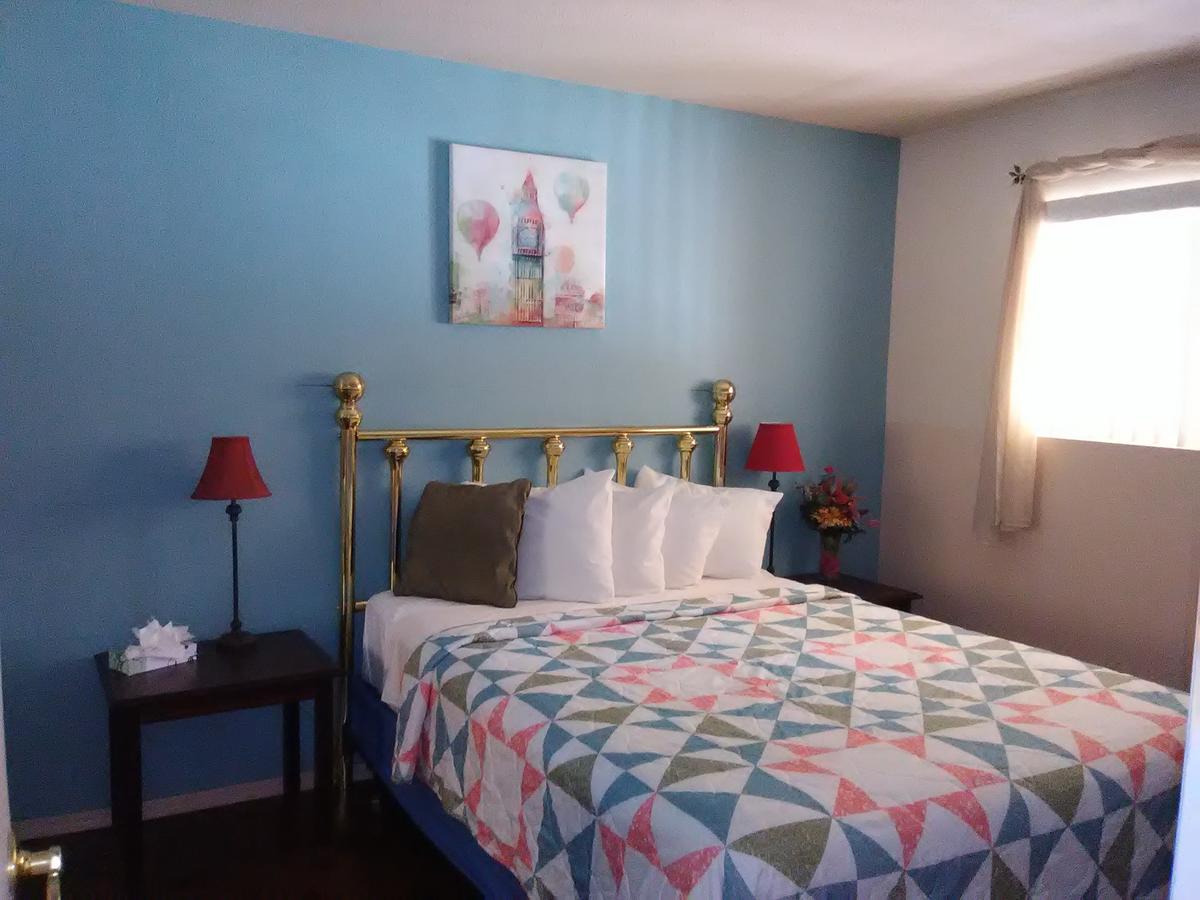 Hidden Palms Resort & Condominiums - thumb 12