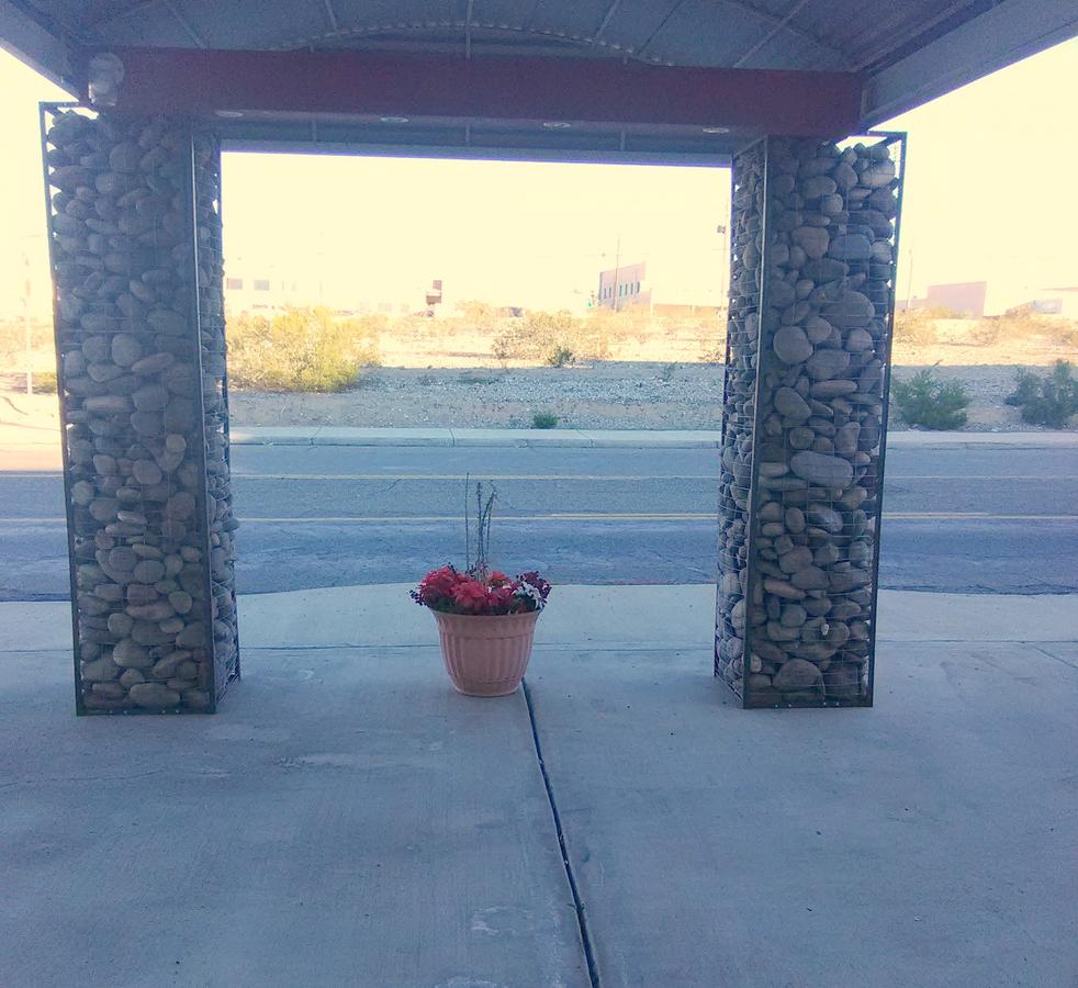 Hidden Palms Resort & Condominiums - thumb 16