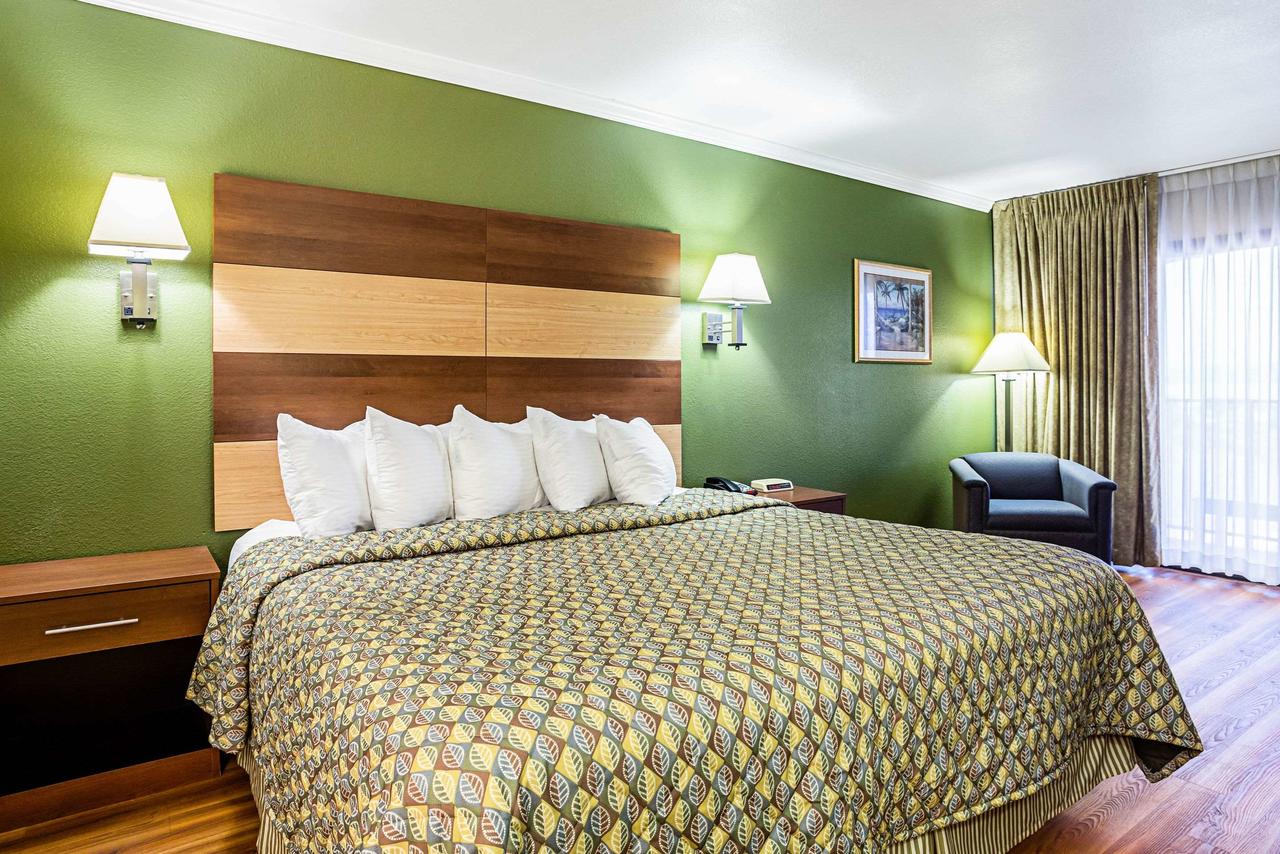 Rodeway Inn & Suites Lake Havasu City - thumb 17