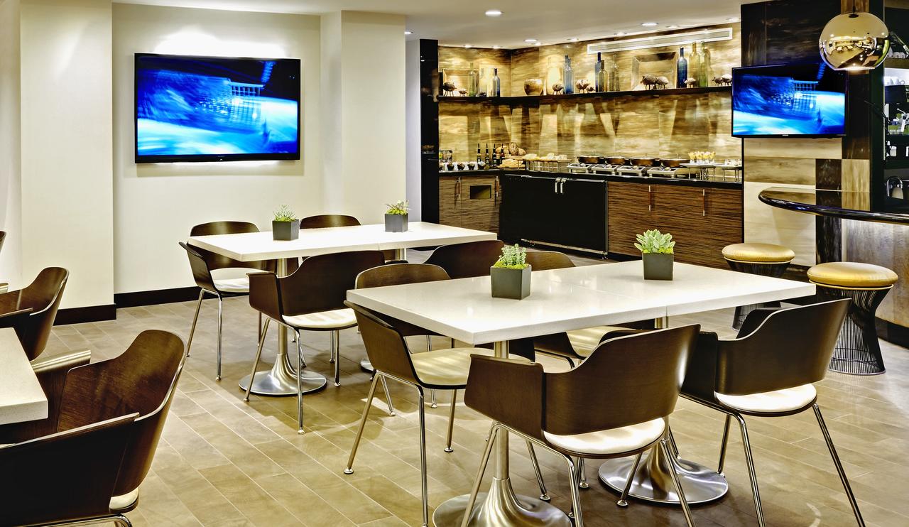 Renaissance Phoenix Downtown Hotel - thumb 21