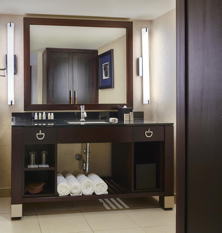 Renaissance Phoenix Downtown Hotel - thumb 10