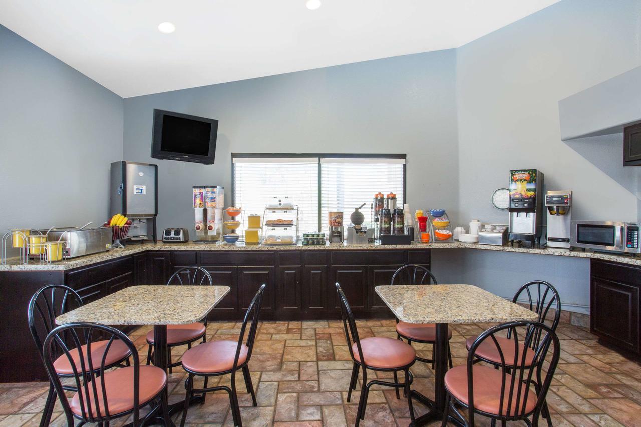 Days Inn By Wyndham Buckeye - thumb 15