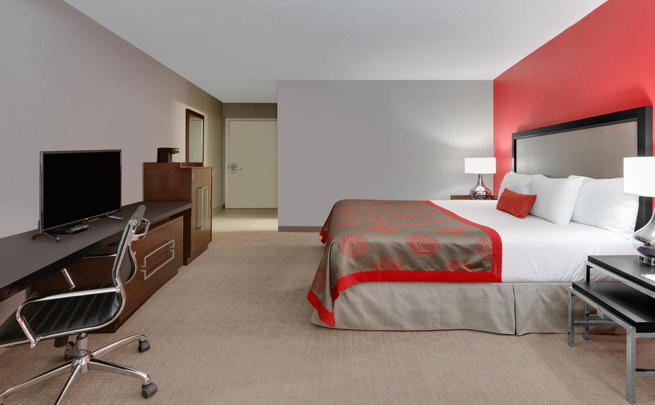 Ramada By Wyndham Texarkana - thumb 26