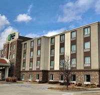 Holiday Inn Express  Suites Searcy - Accommodation Rooms