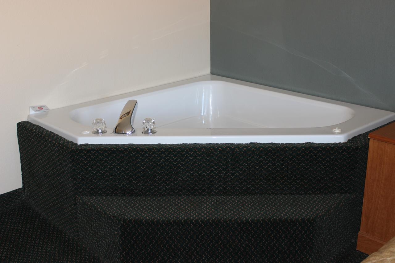 Nationwide 9 Inn - thumb 14