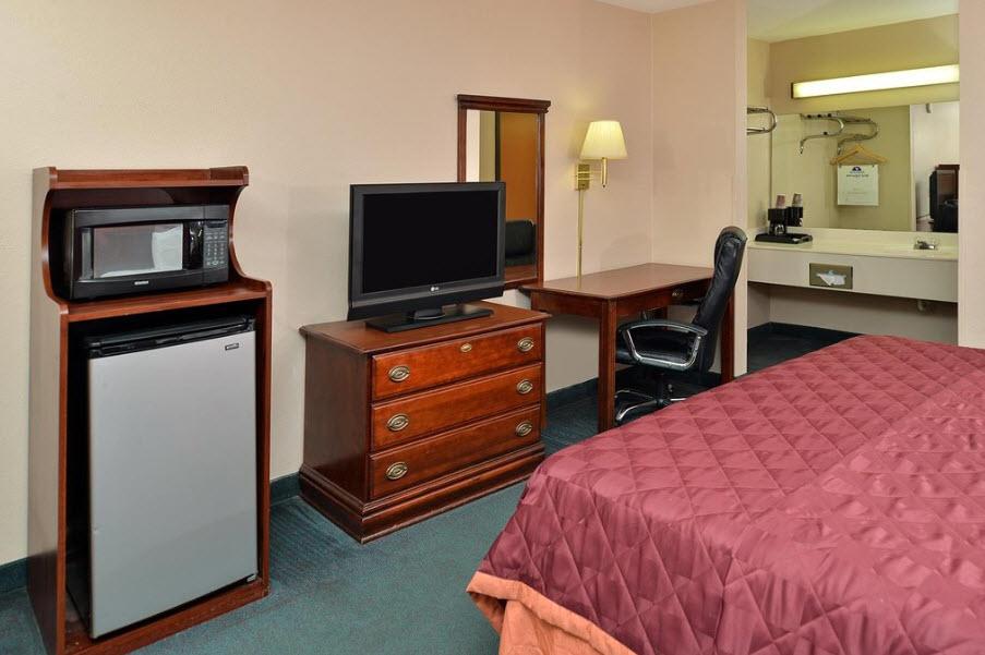 America's Best Value Inn & Suites - thumb 8