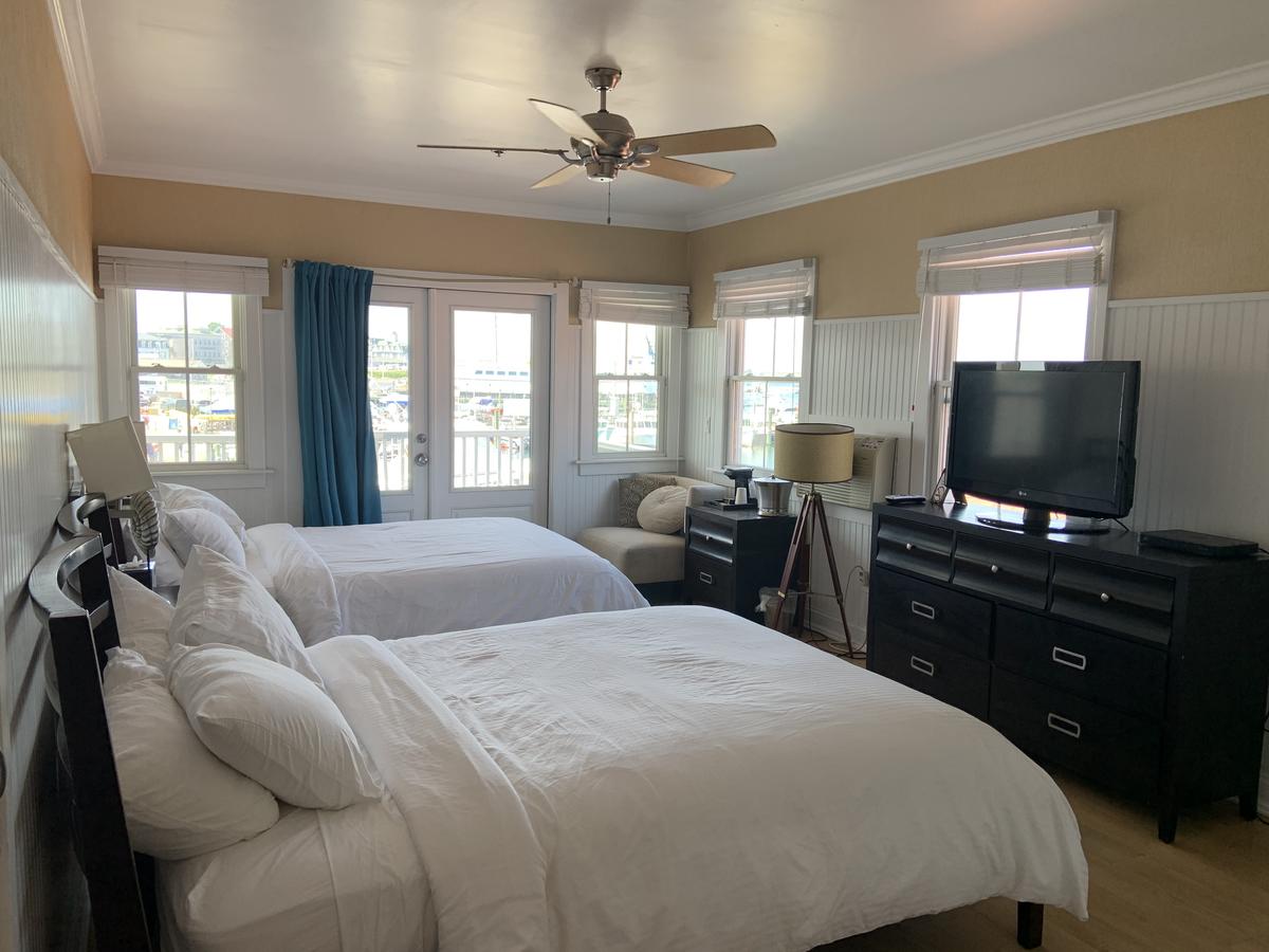 Ballard's - thumb 14