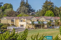 Booking Capitola Accommodation Rooms