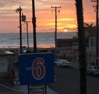 Motel 6 Pismo Beach - Pacific Ocean - Accommodation Rooms