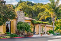 Booking Novato Accommodation Rooms