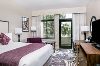 Booking Paso-robles Accommodation Rooms