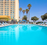 Crowne Plaza Hotel Ventura Beach - Accommodation Rooms