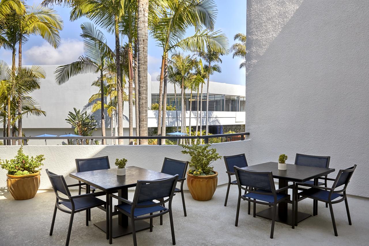 Ventura Beach Marriott - thumb 18