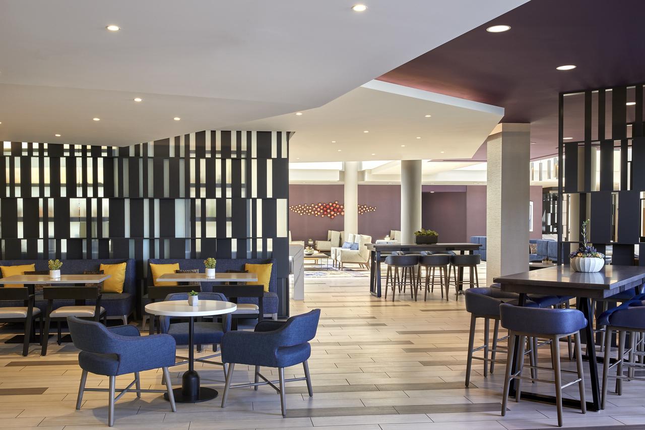 Ventura Beach Marriott - thumb 32
