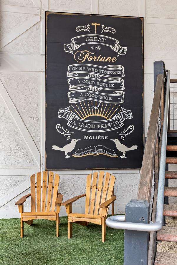 Sideways Inn - Buellton - thumb 13