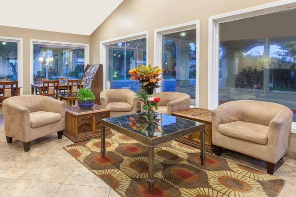 Days Inn By Wyndham Camarillo - Ventura - thumb 9