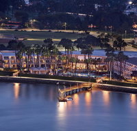 Coronado Island Marriott Resort  Spa - Accommodation Rooms