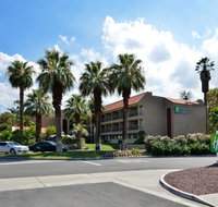 Holiday Inn Express Palm Desert - Accommodation Rooms