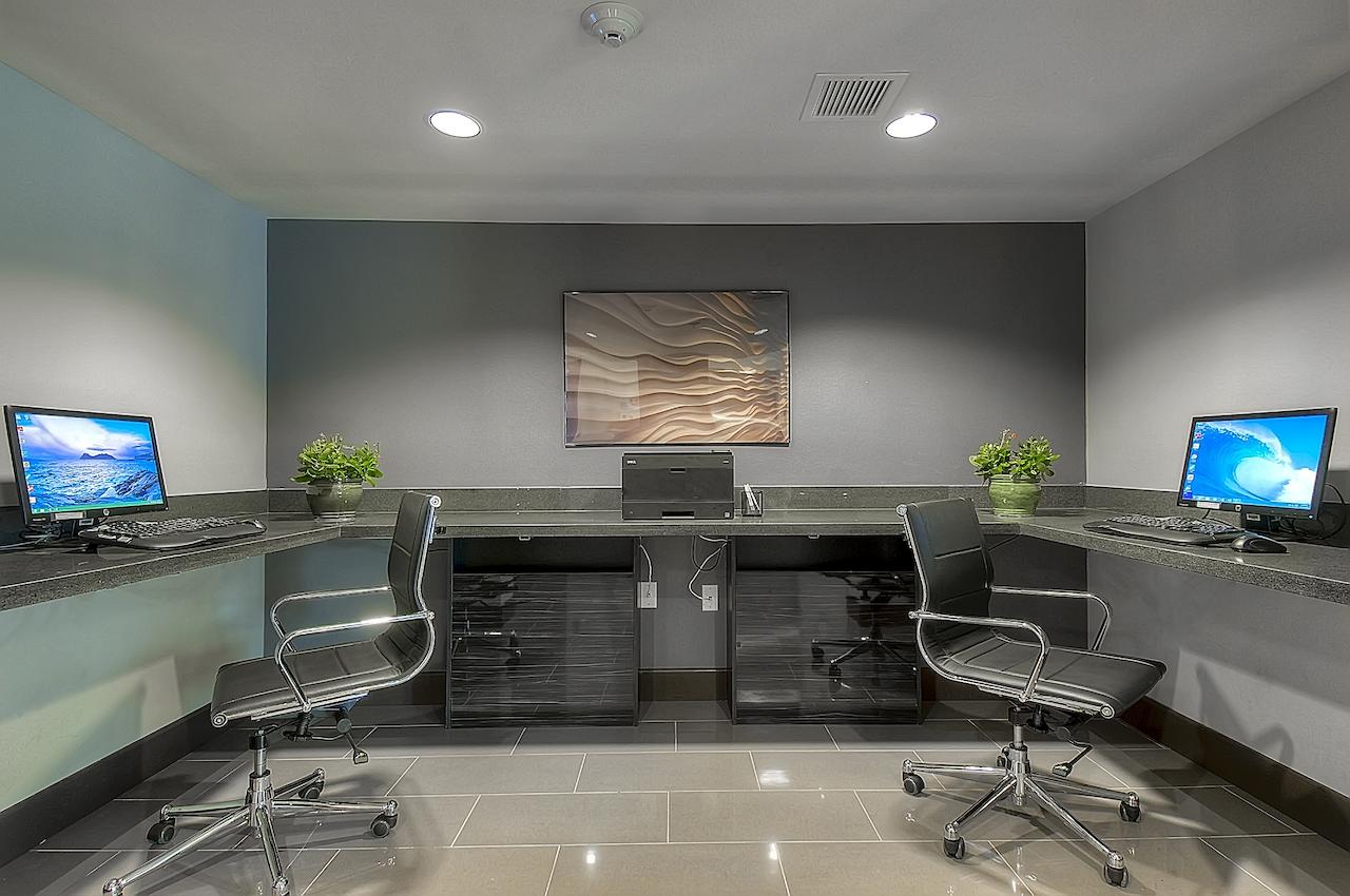 Holiday Inn Express Hotel & Suites Carlsbad Beach - thumb 13