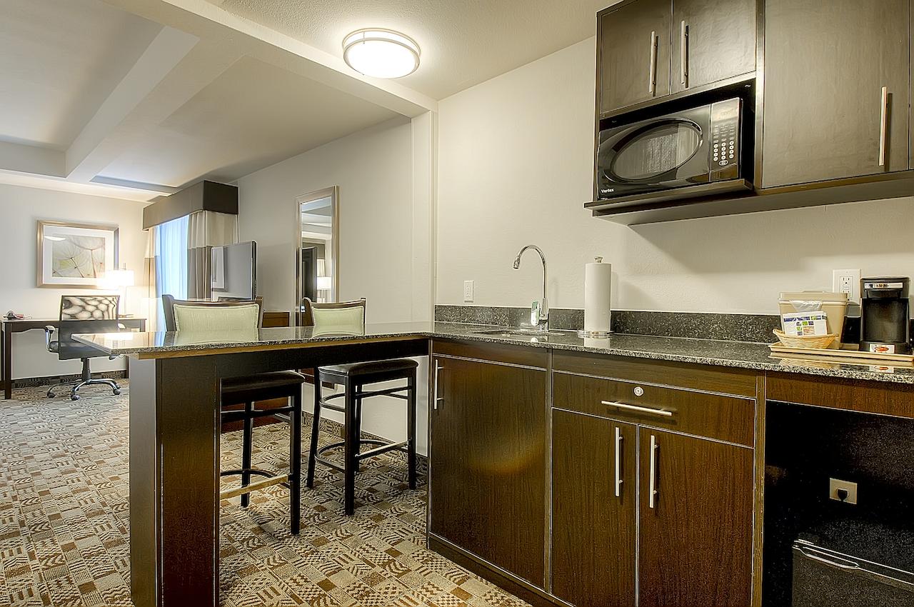 Holiday Inn Express Hotel & Suites Carlsbad Beach - thumb 28