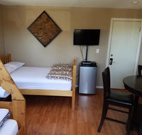 Big Bear Hostel - Accommodation Rooms
