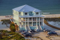 Castle in the Sand West Orange Beach AL-9 bedroom-Sleeps up to 26-Private Pool Accommodation Rooms