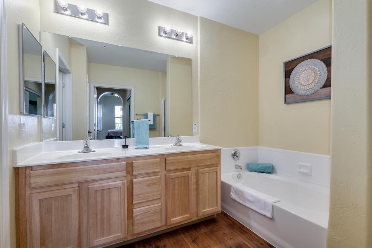 14575 W Mountain View Blvd #10114 Condo - thumb 11