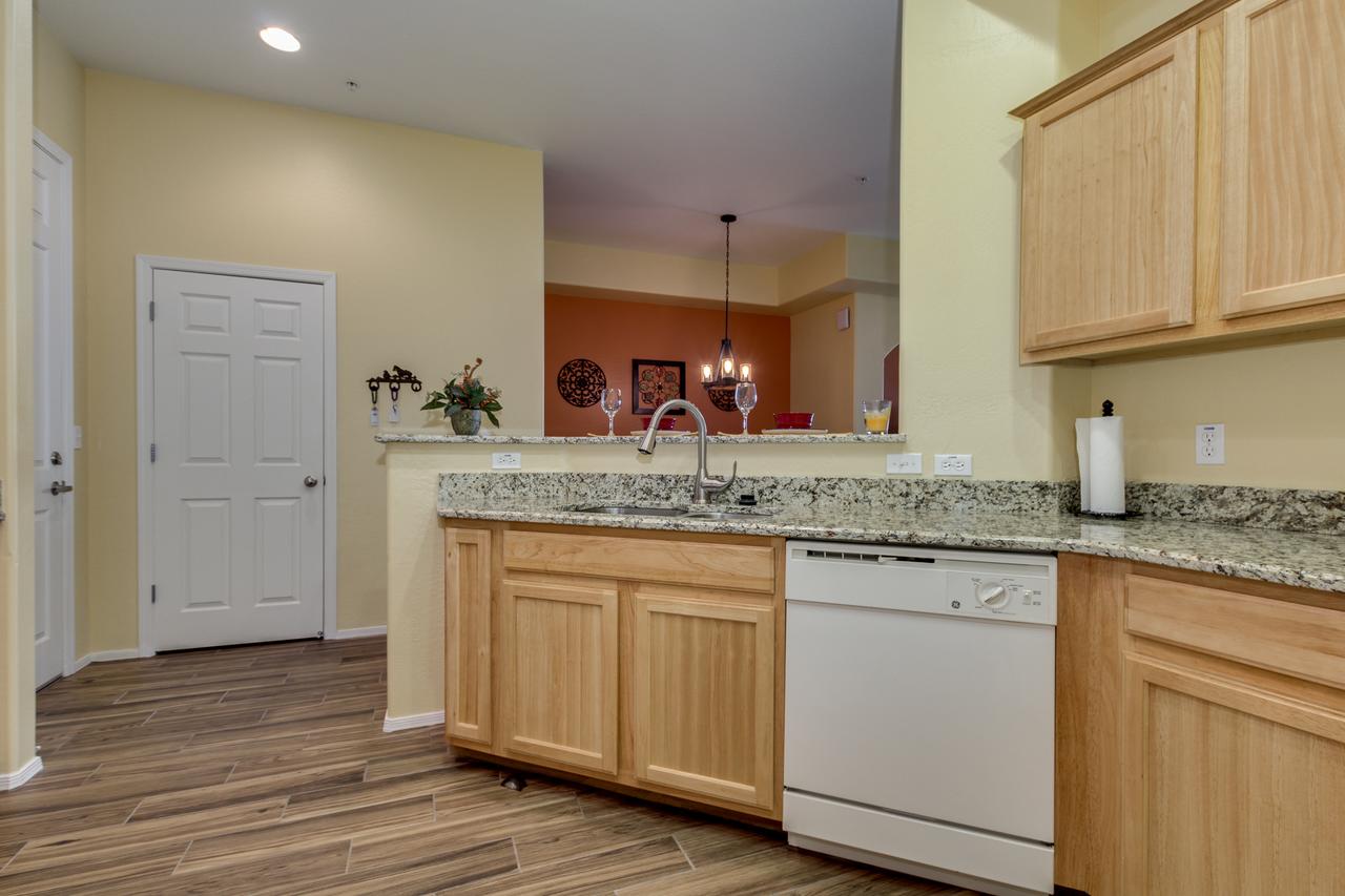 14575 W Mountain View Blvd #10114 Condo - thumb 7