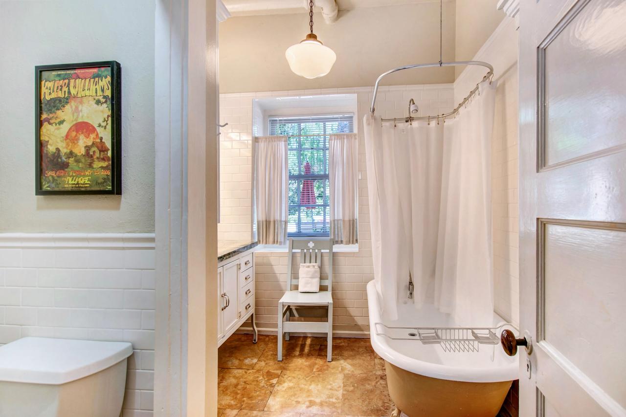 Bungalows 313 - thumb 2